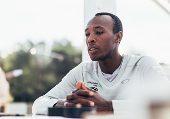 Adrien Niyonshuti: 'Es importante que los africanos vean que el ciclismo les puede cambiar la vida'