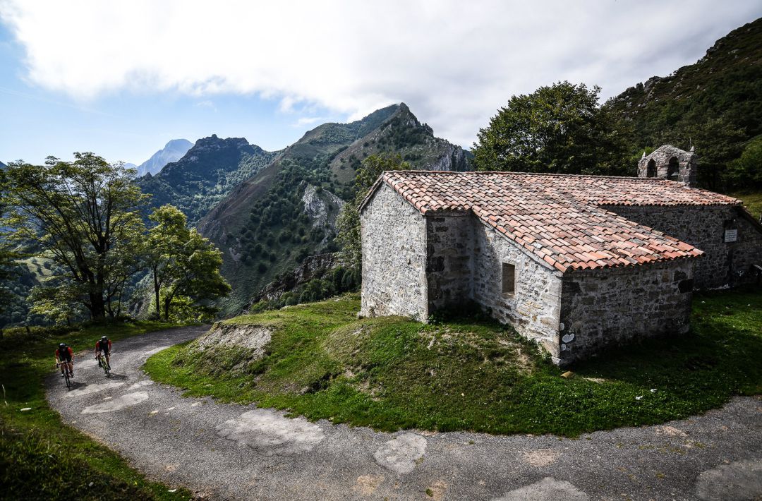 Asturias, jugar con las cimas