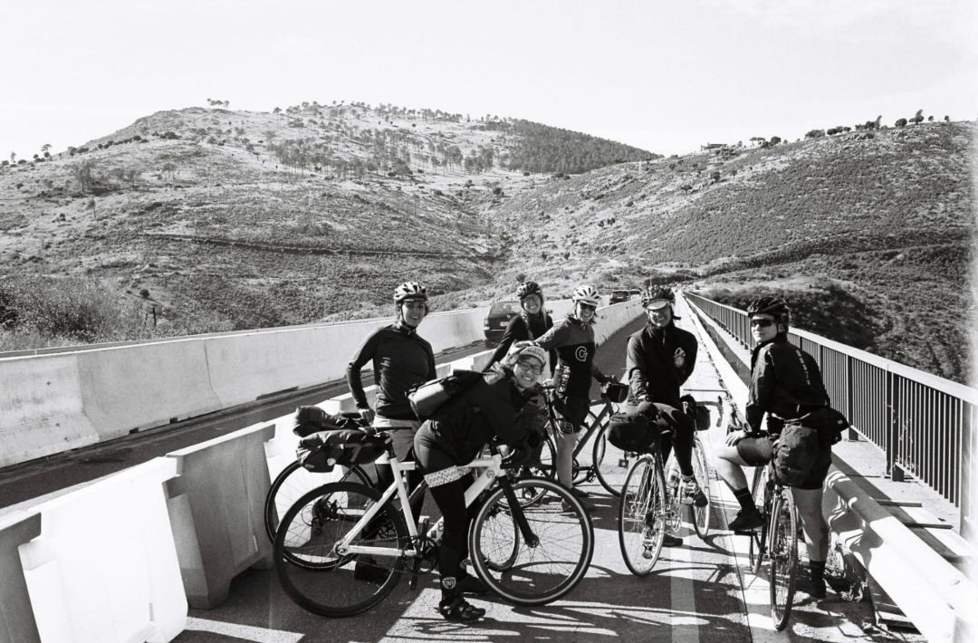 Siete mujeres en bicicleta a Salamanca