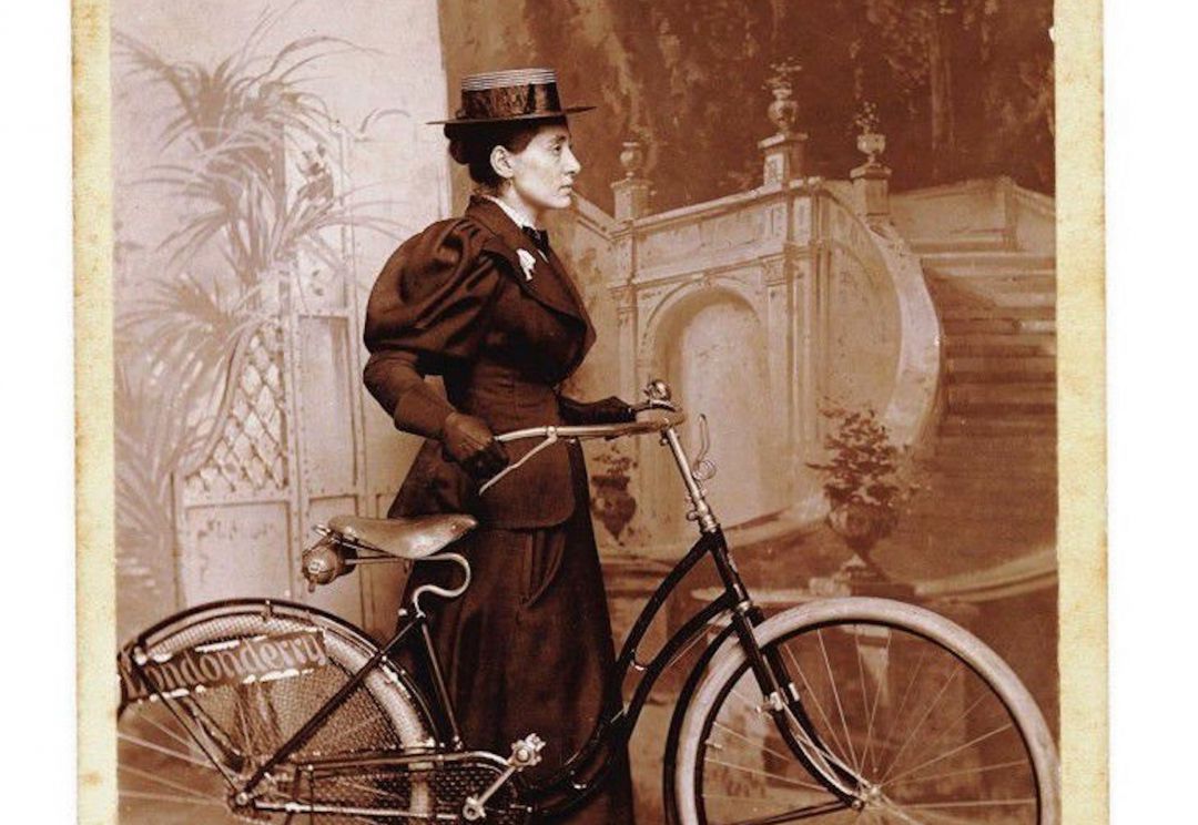 La nueva mujer va en bicicleta: Annie Londonderry