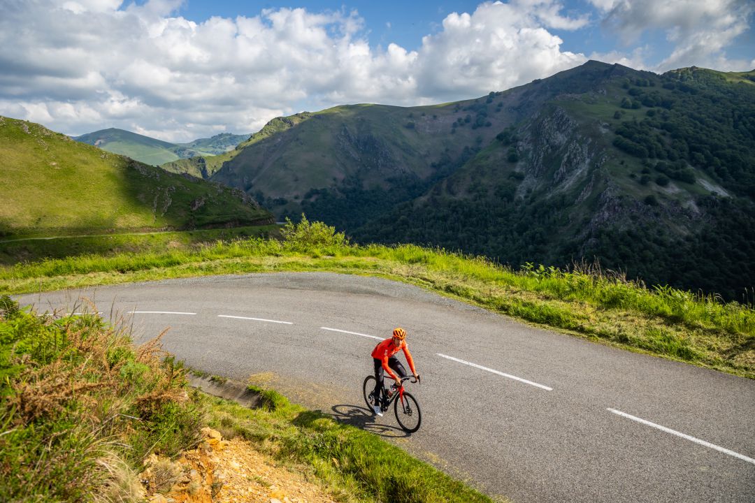 Una ruta por Urkiaga, Izpegi y Artesiaga, los mitos locales navarros