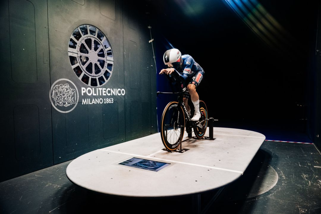 La lucha por la aerodinámica: la nueva tecnología textil para Remco Evenepoel y Tim Merlier en el Tour de Francia