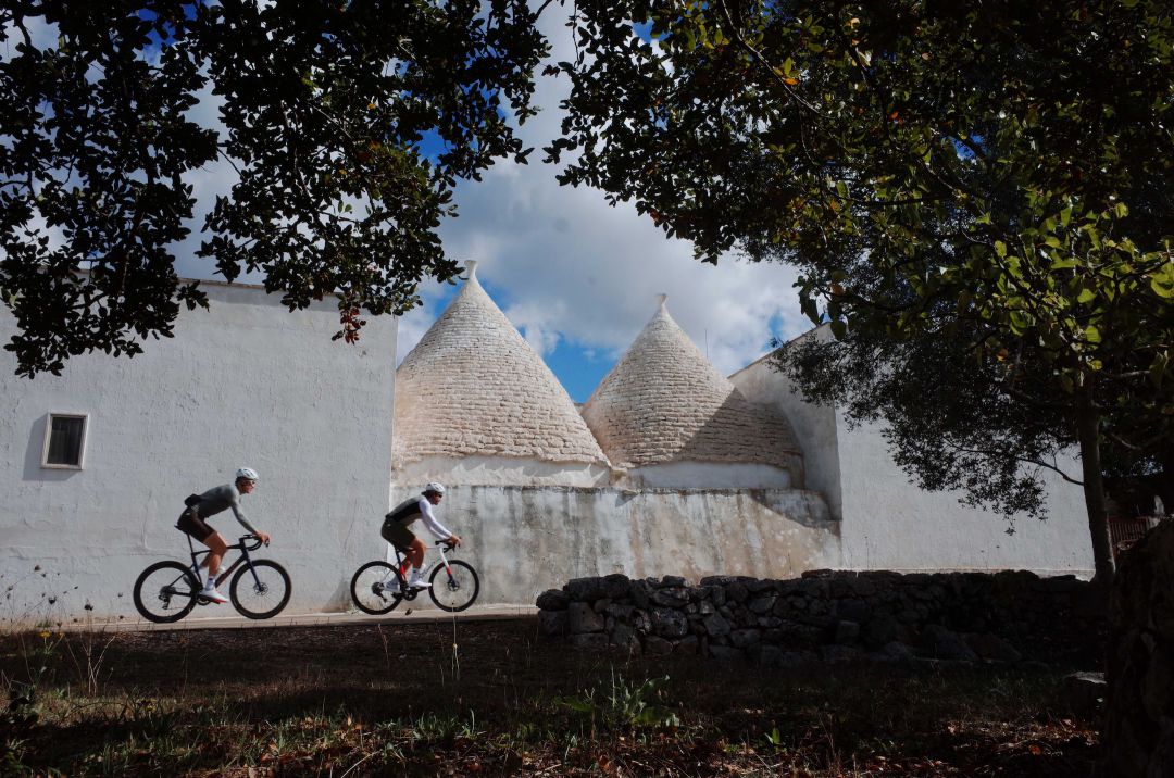 Colección MILLE y UMA GT S11 de Assos, para pedalear sin distracciones