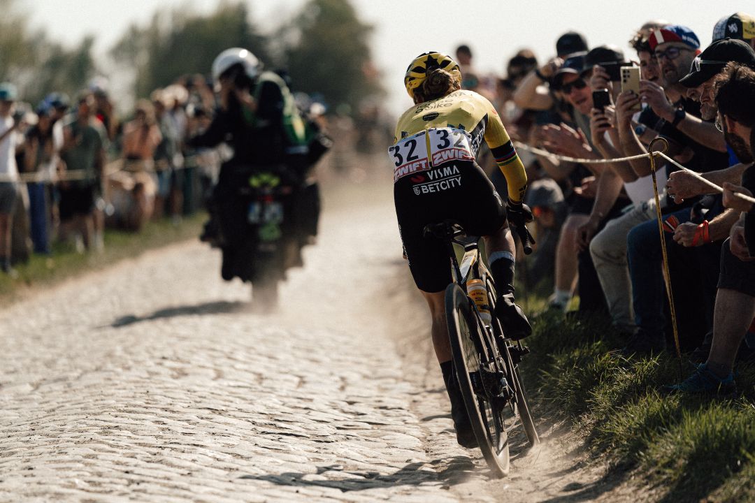 París-Roubaix Femenina: Ferrand-Prévot defiende, Kopecky ataca